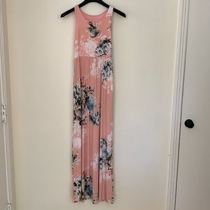 Bellamie floral maxi dress. Size L.
